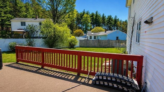21 Ryan Cir, Springfield, MA 01118