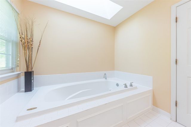 2812 Aspen Ridge Drive, Ann Arbor, MI 48103