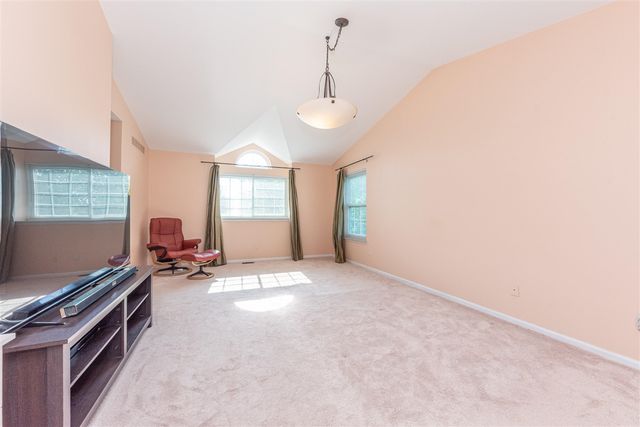 2812 Aspen Ridge Drive, Ann Arbor, MI 48103