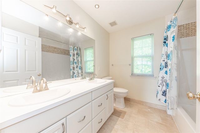 2812 Aspen Ridge Drive, Ann Arbor, MI 48103