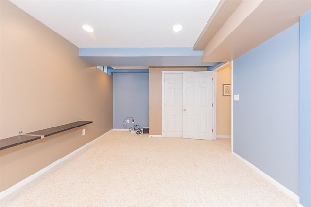 2812 Aspen Ridge Drive, Ann Arbor, MI 48103