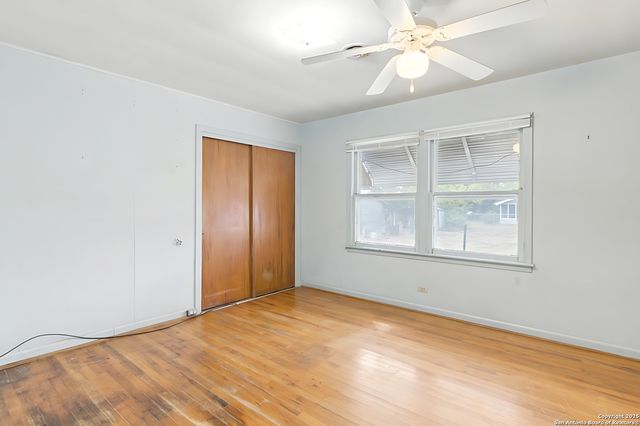 1221 mesquite, Blanco, TX 78606