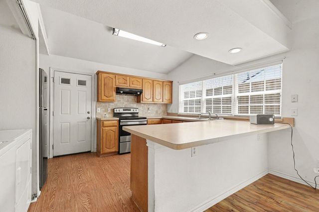 7611 Cousteau Drive, Rowlett, TX 75088