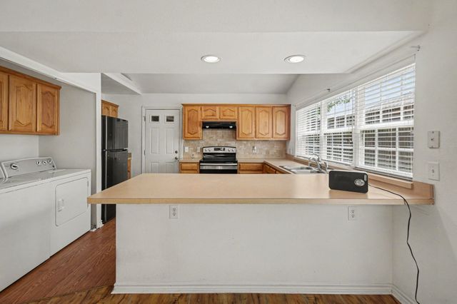 7611 Cousteau Drive, Rowlett, TX 75088
