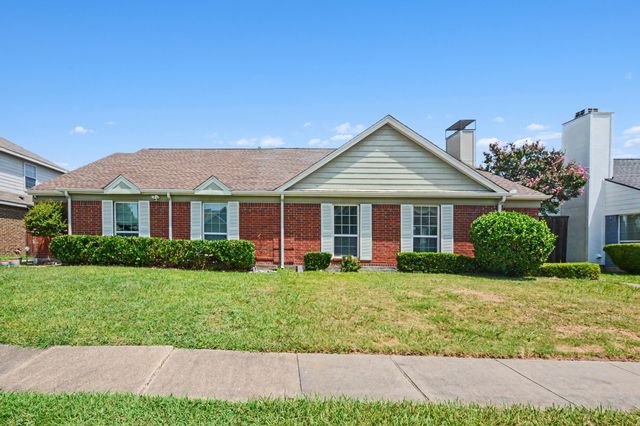 7611 Cousteau Drive, Rowlett, TX 75088