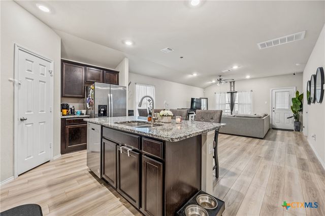 8919 Cantera Ridge Road, Temple, TX 76502