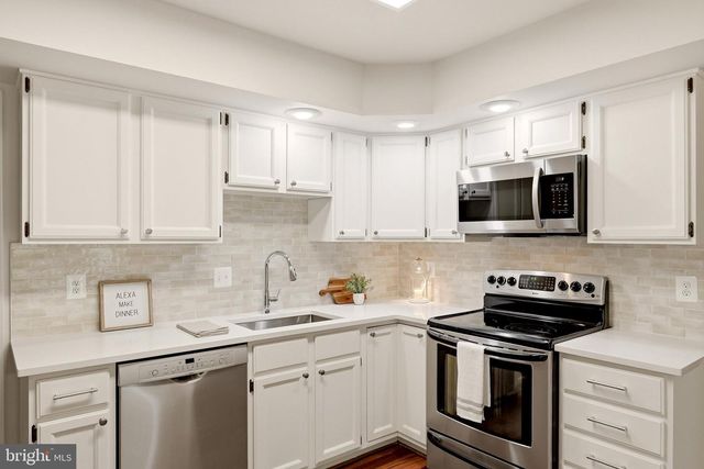 273 TERRIE DR, Sterling, VA 20165