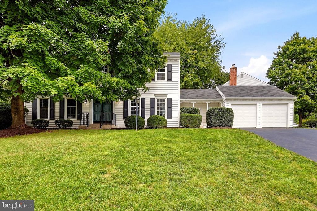 273 TERRIE DR, Sterling, VA 20165
