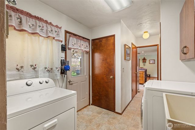 1515 Seminary Hill, Centralia, WA 98531
