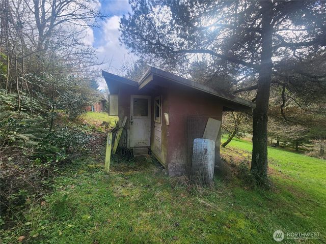 1515 Seminary Hill, Centralia, WA 98531