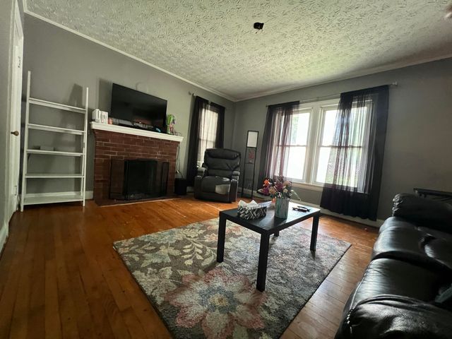 365 Mooreland Avenue, Harrodsburg, KY 40330