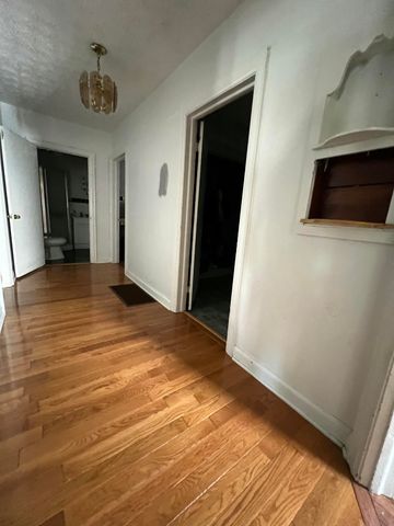 365 Mooreland Avenue, Harrodsburg, KY 40330