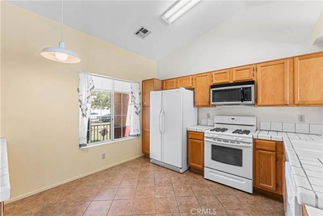 44327 Harbor Street, Lancaster, CA 93536