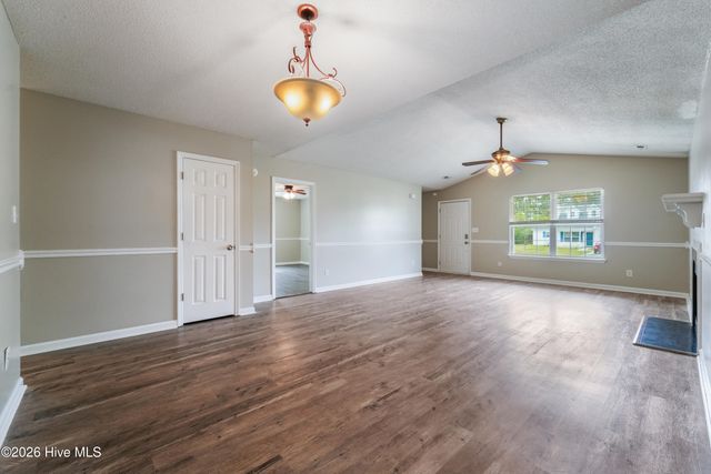 342 Palamino Trail, Jacksonville, NC 28546