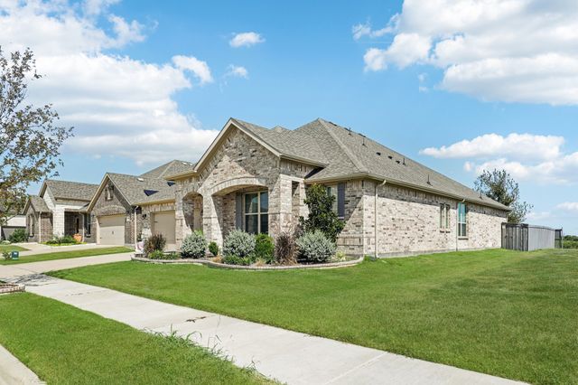 4714 Indian Hawthorn Drive, Venus, TX 76084