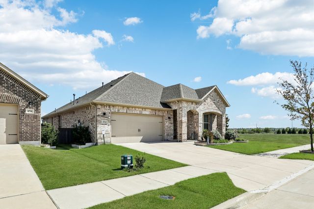 4714 Indian Hawthorn Drive, Venus, TX 76084