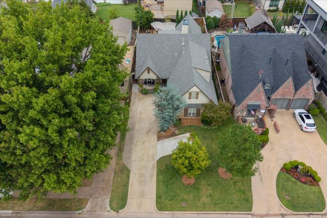 1409 E 35th Place, Tulsa, OK 74105