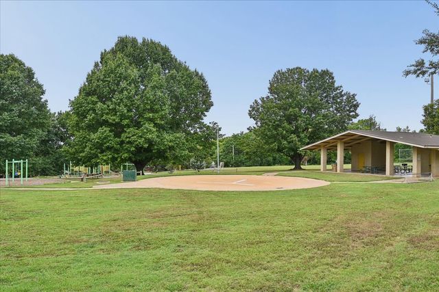 1409 E 35th Place, Tulsa, OK 74105