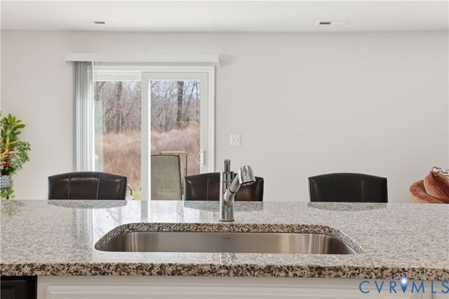 7915 Honeybee Ct, Prince George, VA 23860