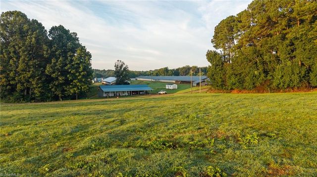 167 Buck Hollow Trail, Ararat, NC 27007
