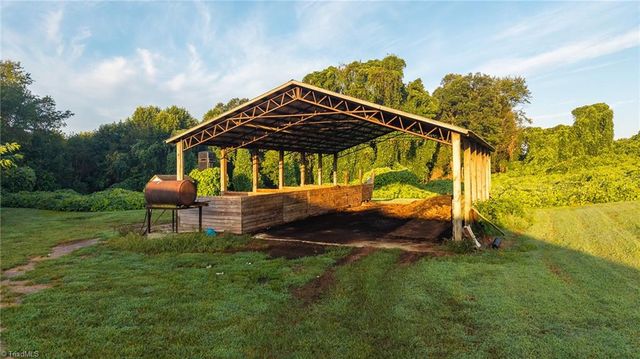 167 Buck Hollow Trail, Ararat, NC 27007