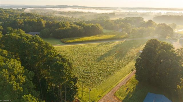 167 Buck Hollow Trail, Ararat, NC 27007