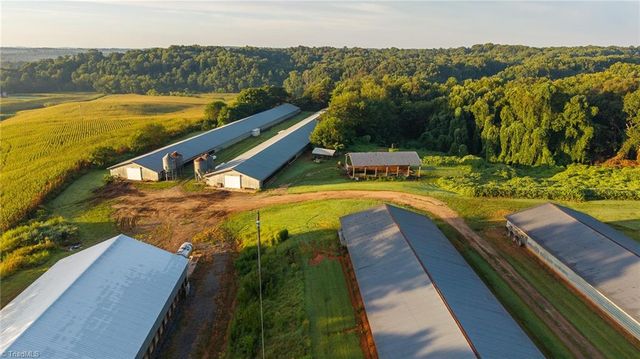 167 Buck Hollow Trail, Ararat, NC 27007