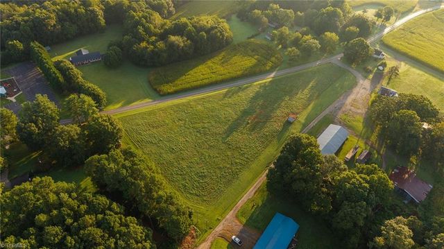 167 Buck Hollow Trail, Ararat, NC 27007