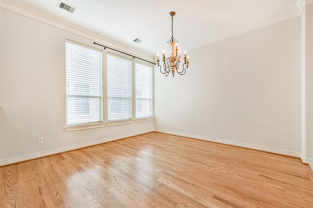 5723 Kansas Street, Houston, TX 77007
