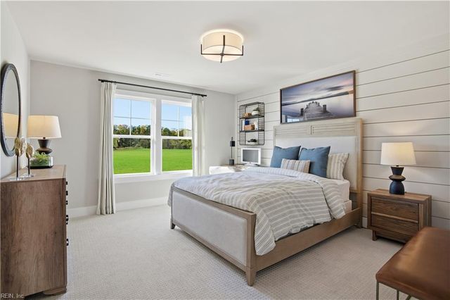 1318 Wharf Hill DR, Smithfield, VA 23430