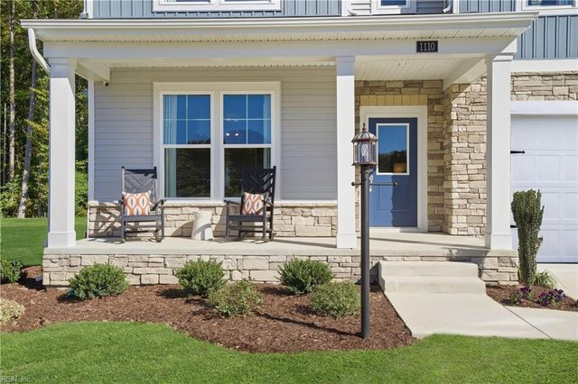 1318 Wharf Hill DR, Smithfield, VA 23430