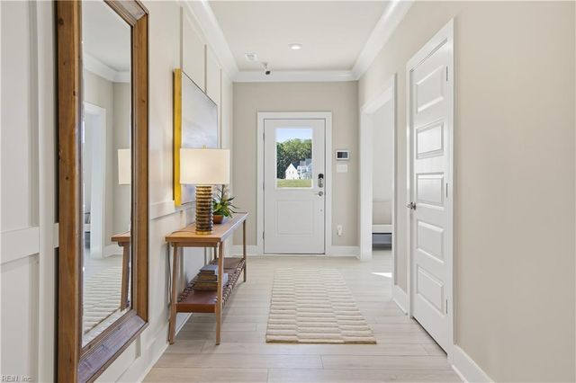 1318 Wharf Hill DR, Smithfield, VA 23430