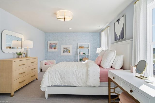 1318 Wharf Hill DR, Smithfield, VA 23430