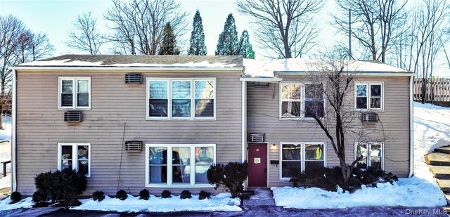 19 Gerald Drive B2, Poughkeepsie, NY 12601