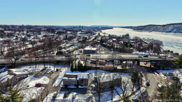 19 Gerald Drive B2, Poughkeepsie, NY 12601