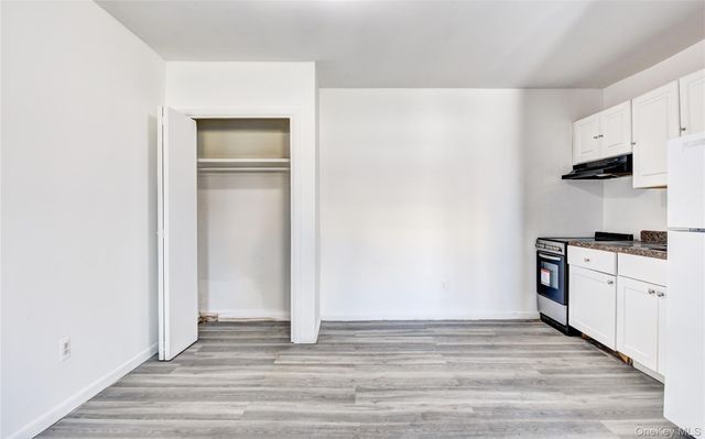 19 Gerald Drive B2, Poughkeepsie, NY 12601