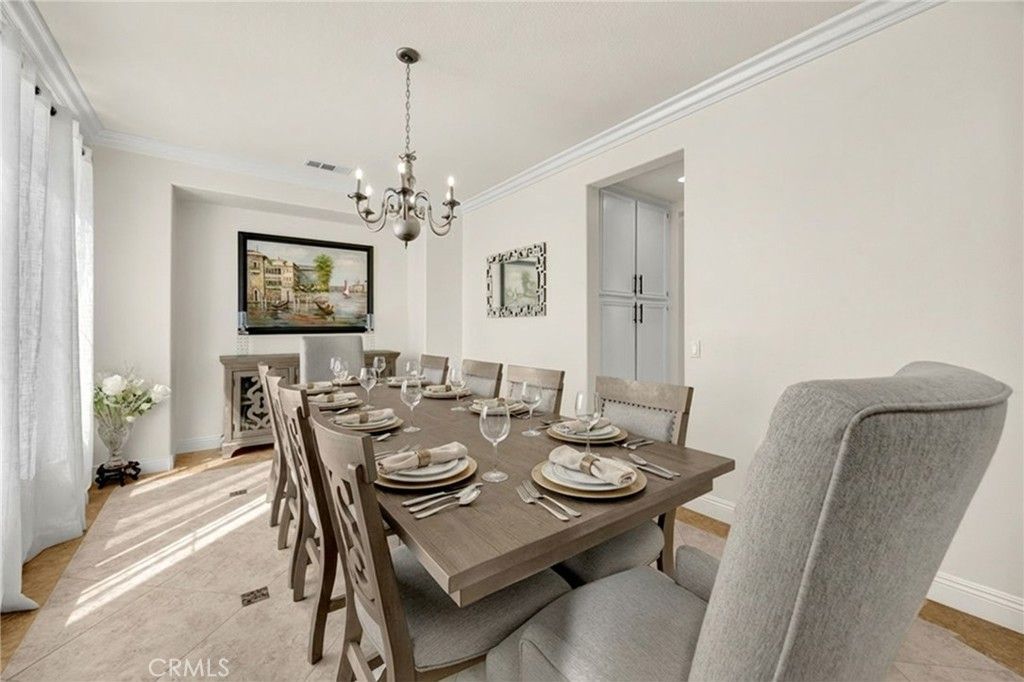 Image 23 of property listing at 17073 Grove Drive, Riverside, CA 92503