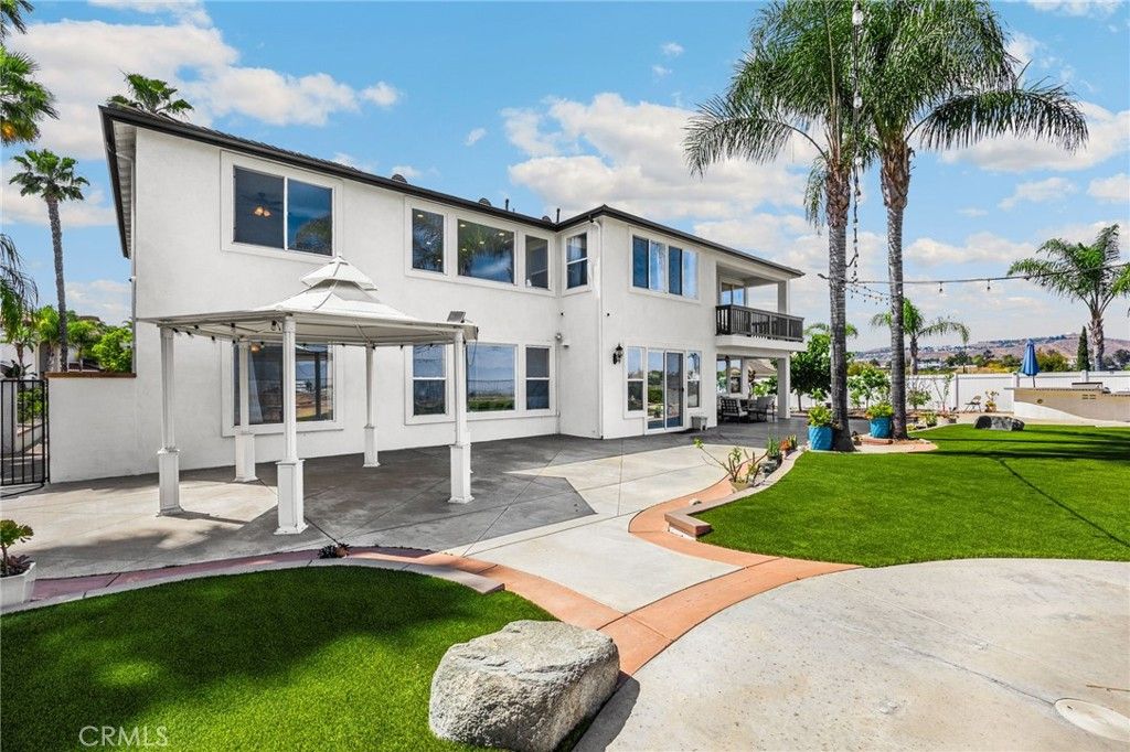 Image 52 of property listing at 17073 Grove Drive, Riverside, CA 92503