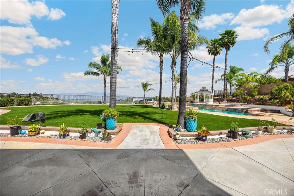 Image 53 of property listing at 17073 Grove Drive, Riverside, CA 92503