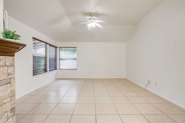 1104 Angel Fire Lane, Arlington, TX 76001