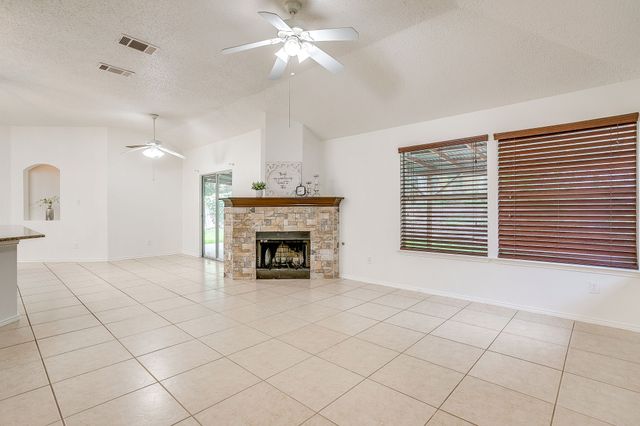 1104 Angel Fire Lane, Arlington, TX 76001