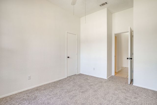 1104 Angel Fire Lane, Arlington, TX 76001