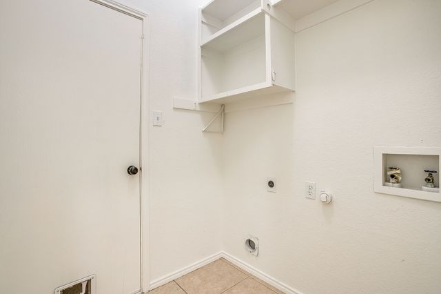 1104 Angel Fire Lane, Arlington, TX 76001