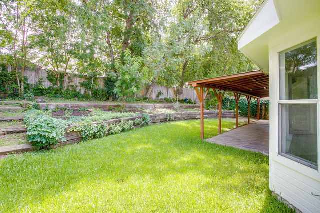 1104 Angel Fire Lane, Arlington, TX 76001