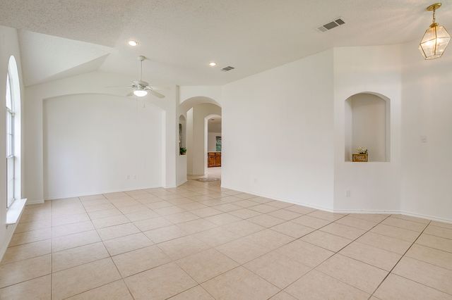 1104 Angel Fire Lane, Arlington, TX 76001
