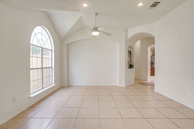 1104 Angel Fire Lane, Arlington, TX 76001