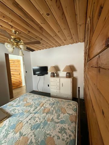 47 Valley View Way, Hebron, NY 12865