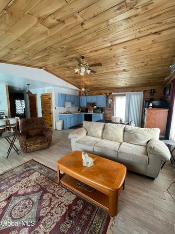 47 Valley View Way, Hebron, NY 12865