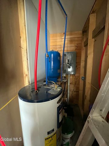 47 Valley View Way, Hebron, NY 12865