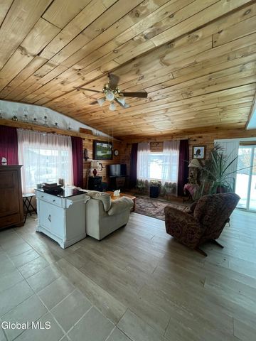 47 Valley View Way, Hebron, NY 12865